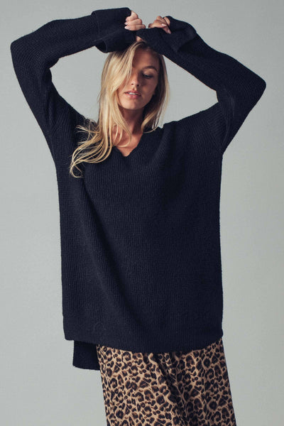 Oversized Knit V-Neck Sweater Tunic Top: Black