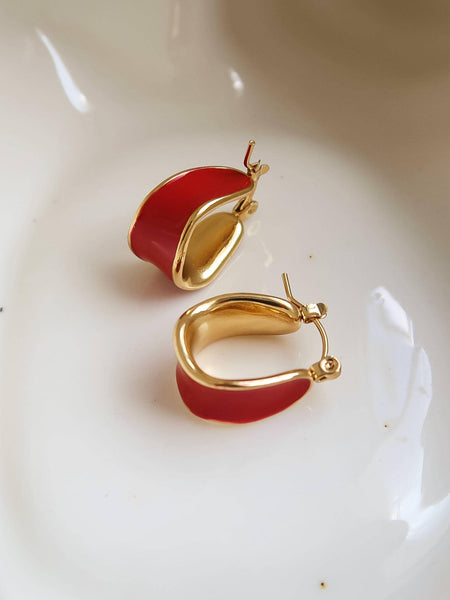 Candide 18K Gold Non-Tarnish Classic Hoop Earring: Black