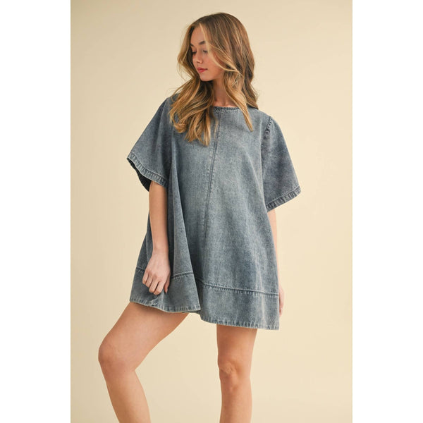 LOOSE FIT WASHED DENIM MINI DRESS: LIGHT WASH