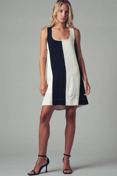 Colorblock A-Line Scoop Neck Mini Dress: BLACK
