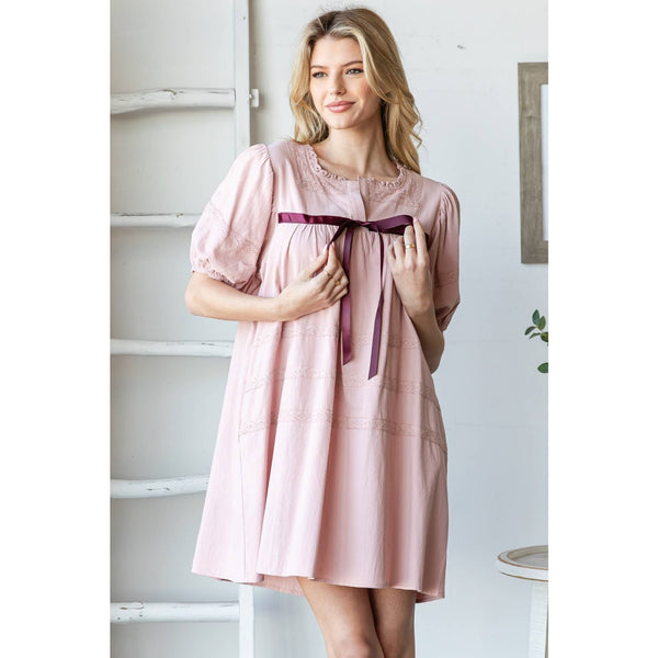 SHORT SLEEVE RIBBON DETAIL SQUARE NECK DRESS: Mauve