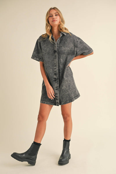 SHORT SLEEVE HIDDEN BUTTON DOWN DENIM SHIRT DRESS