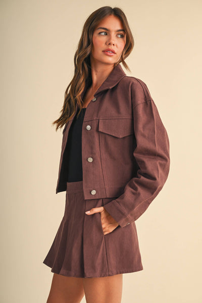 CROPPED TWILL JACKET WITH PLEATED FRONT SKORT SET: RED BEAN