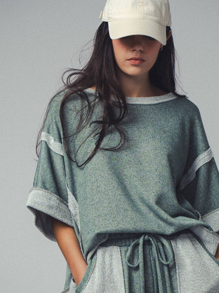 Garner Cozy Reverse Stitch Ribbed Sleeve Sweater: OLIVE
