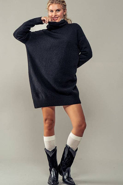 THICK TURTLENECK LOOSE FIT KNIT SWEATER DRESS: BLACK