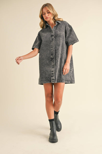 SHORT SLEEVE HIDDEN BUTTON DOWN DENIM SHIRT DRESS