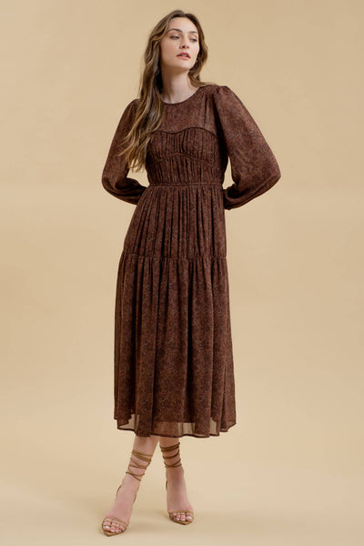 FLORAL SWEETHEART ILLUSION NECK SHIRRED MAXI DRESS: BROWN MULTI