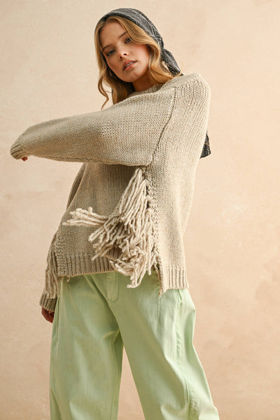 FRINGE ON THE SIDE SWEATER TOP: STONE