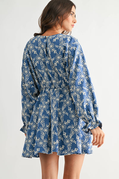 CMD26543AA EMBROIDERED LONG SLEEVE MINI DRESS WITH POCKET: DENIM BLUE/CREAM