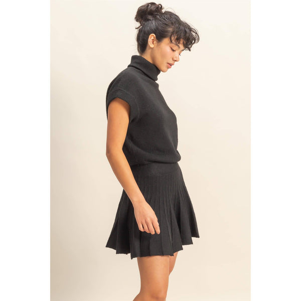 Turtleneck Top And Pleated Skirt Set: BLACK