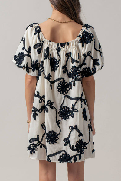 Floral Embroidery Off-Shoulder Puff Sleeve Mini Dres: IVORY / S-2/M-2/L-2