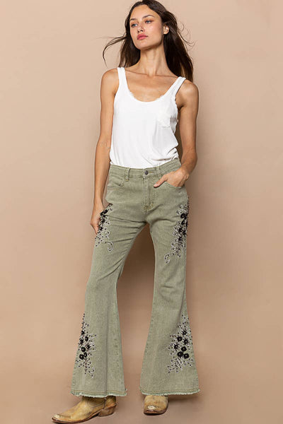 Contrast embroidered stretchable twill flare pants