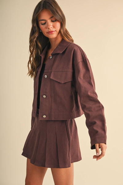 CROPPED TWILL JACKET WITH PLEATED FRONT SKORT SET: RED BEAN