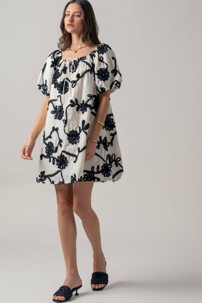 Floral Embroidery Off-Shoulder Puff Sleeve Mini Dres: IVORY / S-2/M-2/L-2