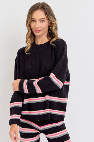 PULLOVER CASUAL KNIT TOP: Black