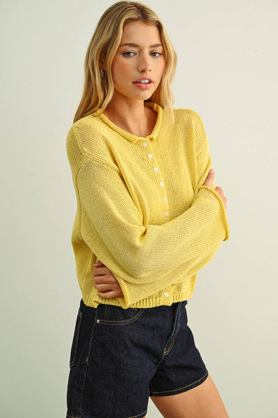 LIGHT WEIGHT BUTTON FRONT CARDIGAN: BANANA