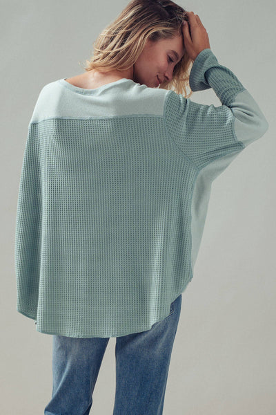 Oversized Waffle Knit High-Low Tunic Top: IVORY / S-M-L:2-2-2