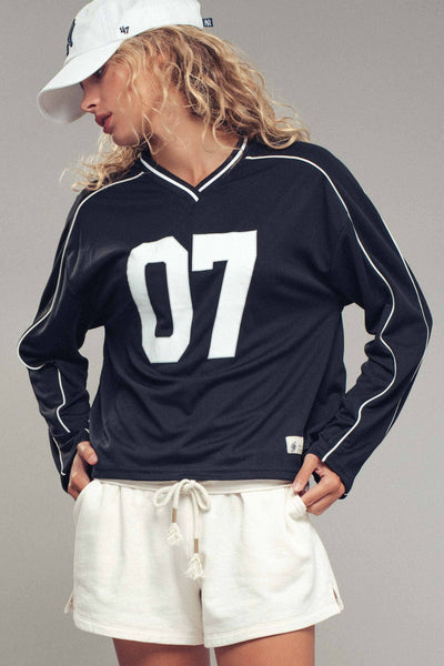 Varsity 07 Graphic V-Neck Jersey Top: Navy