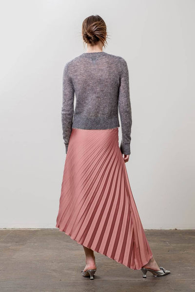 Pleated pink movement skirt