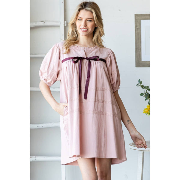 SHORT SLEEVE RIBBON DETAIL SQUARE NECK DRESS: Mauve