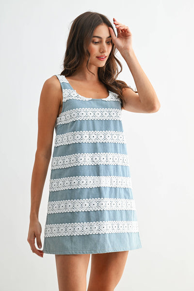 Camellia Denim Shift Mini Dress with Crochet Lace Trim: LIGHT WASHED DENIM