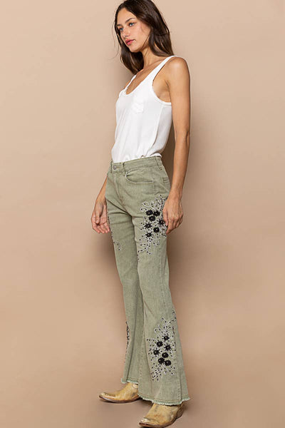 Contrast embroidered stretchable twill flare pants