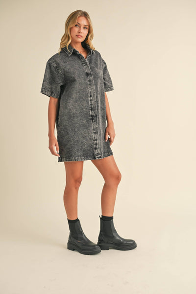 SHORT SLEEVE HIDDEN BUTTON DOWN DENIM SHIRT DRESS