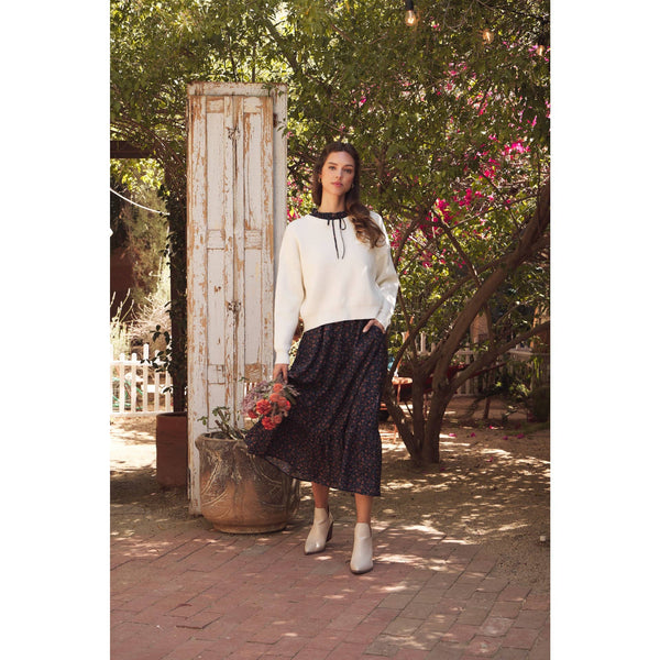 DOLMAN SLEEVE SWEATER WITH SATIN BACK TIE: CREAM