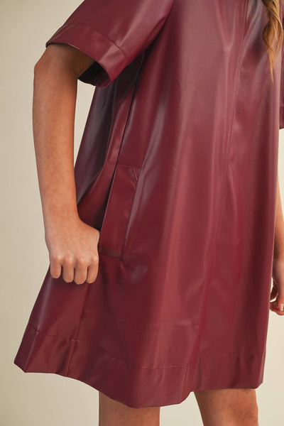 FLARED SHORT SLEEVE SWING MINI DRESS WINE