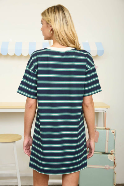 MULTI-COLOR STRIPE SHORT SLEEVE T-SHIRT MINI DRESS: NAVY MULTI