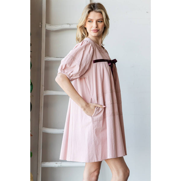 SHORT SLEEVE RIBBON DETAIL SQUARE NECK DRESS: Mauve