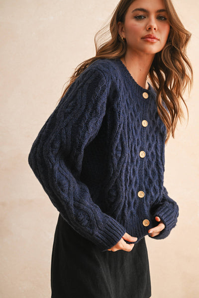 BUTTON FRONT CABLE KNITTED CARDIGAN: NAVY