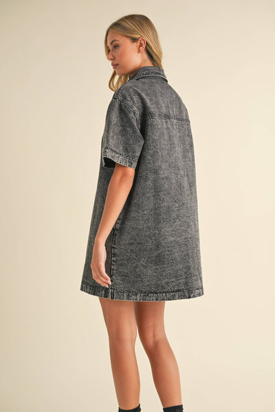 SHORT SLEEVE HIDDEN BUTTON DOWN DENIM SHIRT DRESS