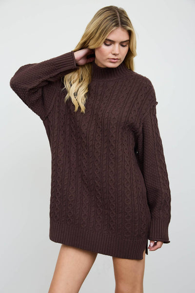 CABLE KNIT MOCK NECK MINI SWEATER DRESS: CHOCOLATE BROWN