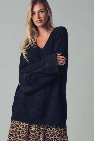 Oversized Knit V-Neck Sweater Tunic Top: Black