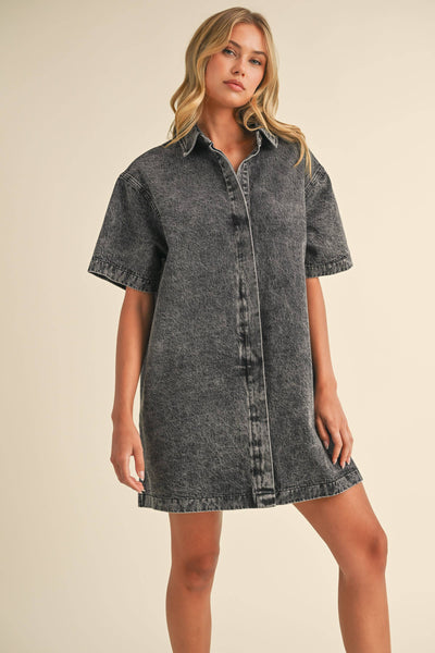 SHORT SLEEVE HIDDEN BUTTON DOWN DENIM SHIRT DRESS