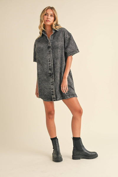 SHORT SLEEVE HIDDEN BUTTON DOWN DENIM SHIRT DRESS