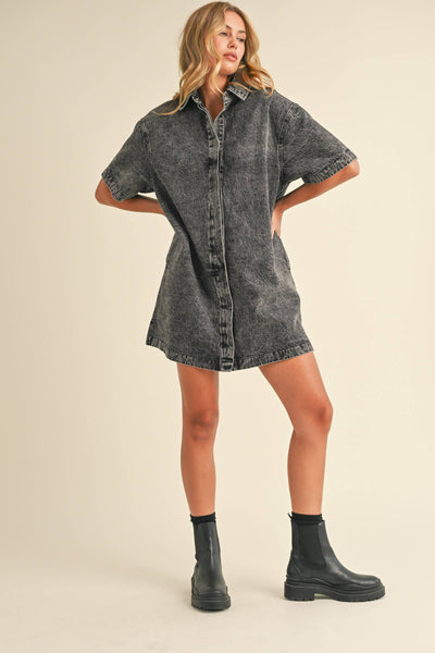 SHORT SLEEVE HIDDEN BUTTON DOWN DENIM SHIRT DRESS