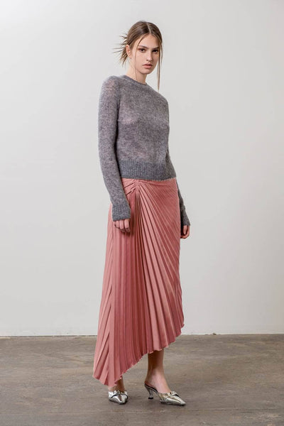 Pleated pink movement skirt