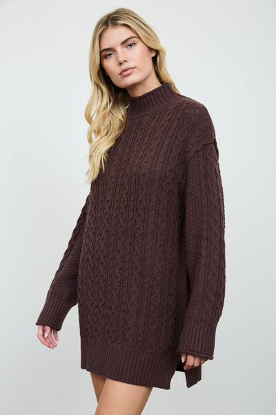 CABLE KNIT MOCK NECK MINI SWEATER DRESS: CHOCOLATE BROWN