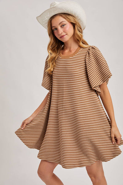 PUFF SLEEVES BILLOWY SILHOUETTE STRIPED DRESS: LATTE