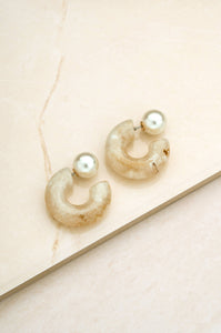 Beige Resin & Pearl 18k Gold Plated Chunky Hoops